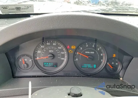 2005 Jeep Grand Cherokee Laredo z USA, uszkodzony, nr VIN 1J4GR48K95C518061